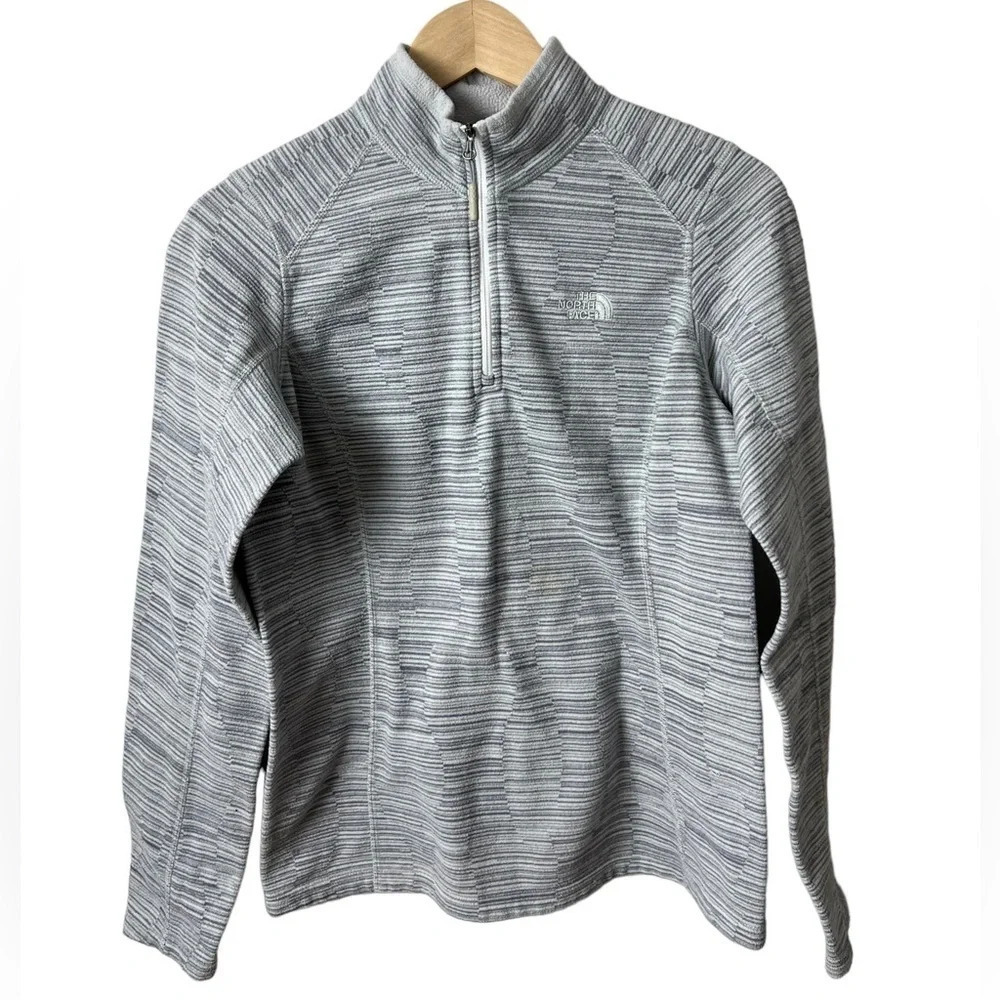 The North Face • Heathered Gray Fleece Pullover Sweater